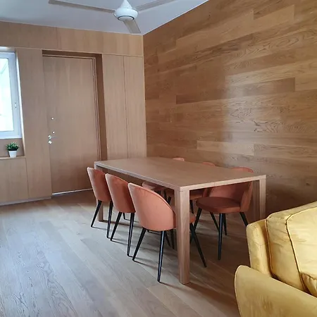 The C - Business & Leisure In Appartement Nicosia