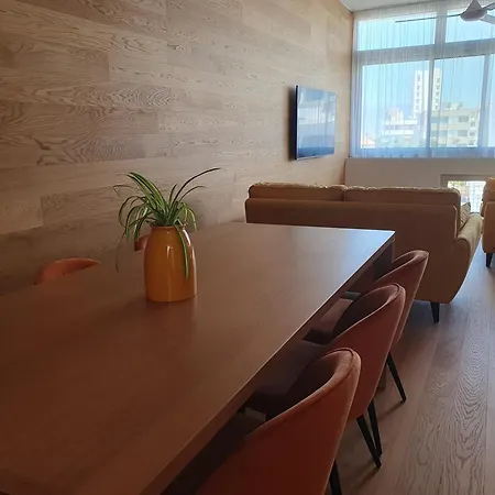 Apartment The C - Business & Leisure In Nikosia